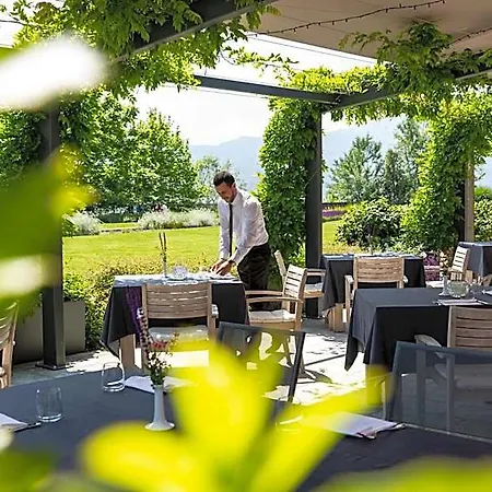 De Charme Laveno Hotel 4*