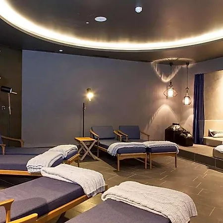 De Charme Laveno 4* فيربانيا